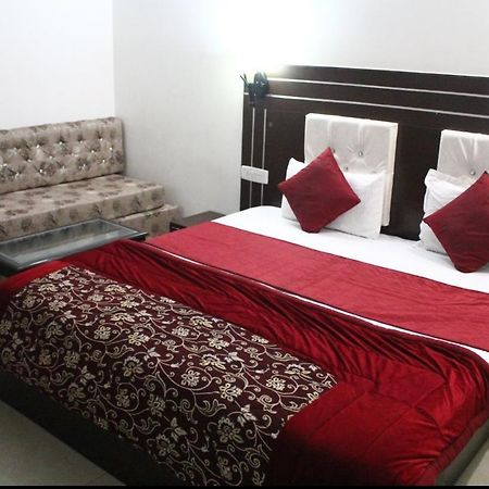 Oyo 16415 Hotel Kishore International Amritsar Zewnętrze zdjęcie